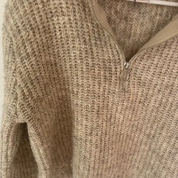 Sincerely Jules Beige Cropped Zip Mock Neck Wool Blend Ribbed Knit Sweater Large - Picture 2 of 4